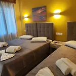 Hotel Smile